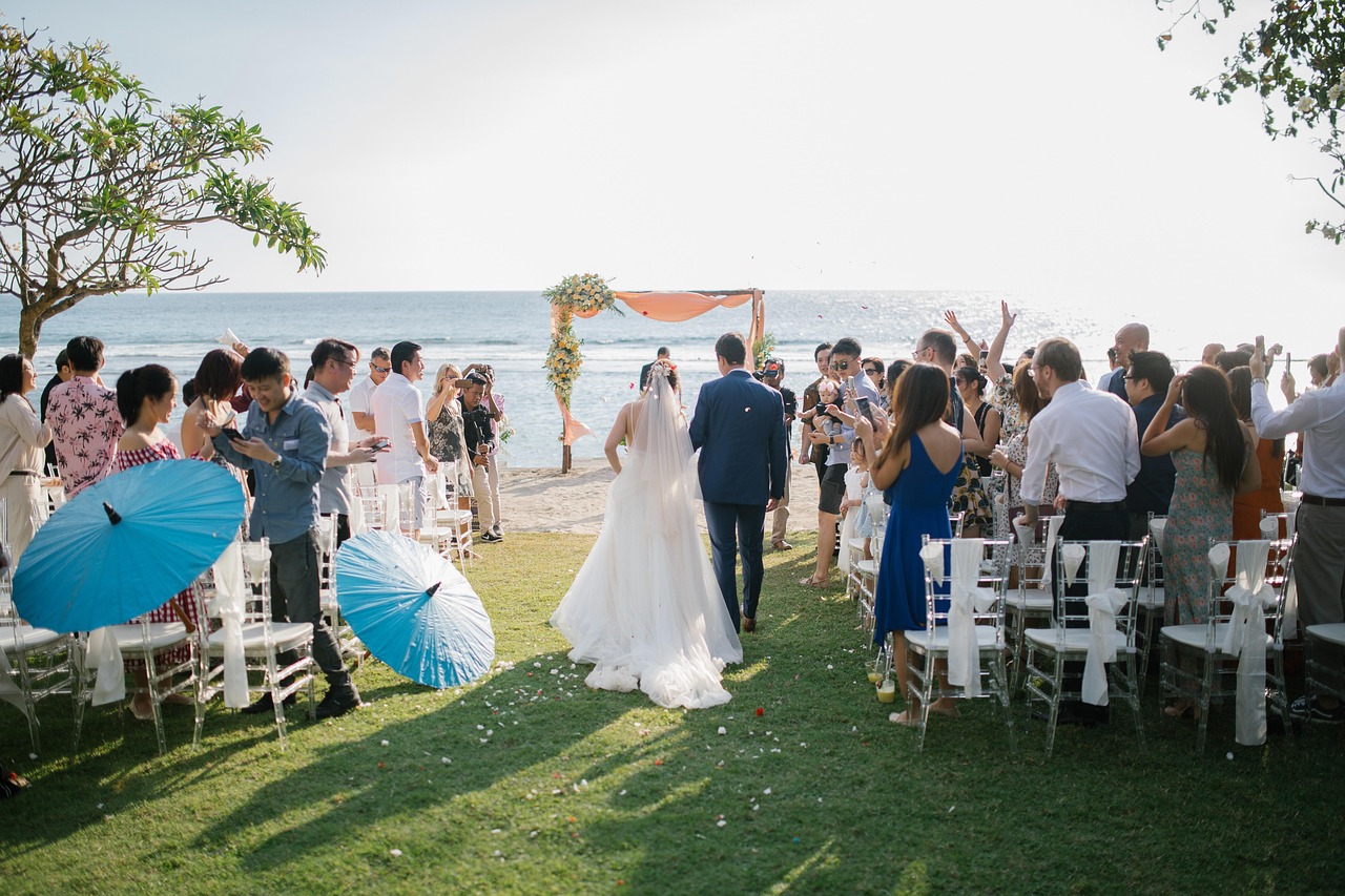 Nous rencontrer sur les salons du mariage.